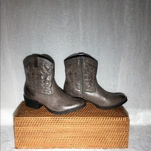 Coconuts Pistol Western Boot for Women